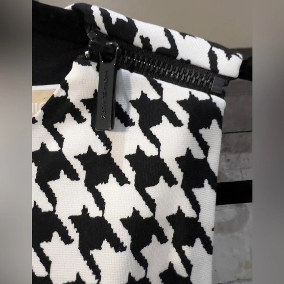 Michael MK size 2 black and white geometric print sleeveless low waist dress - Picture 4 of 13